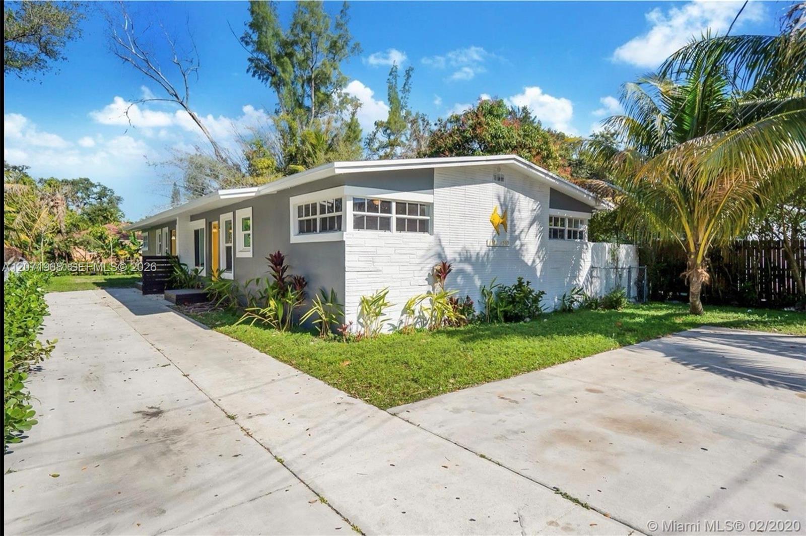 1301 NE 147th St # 1301, Miami FL 33161