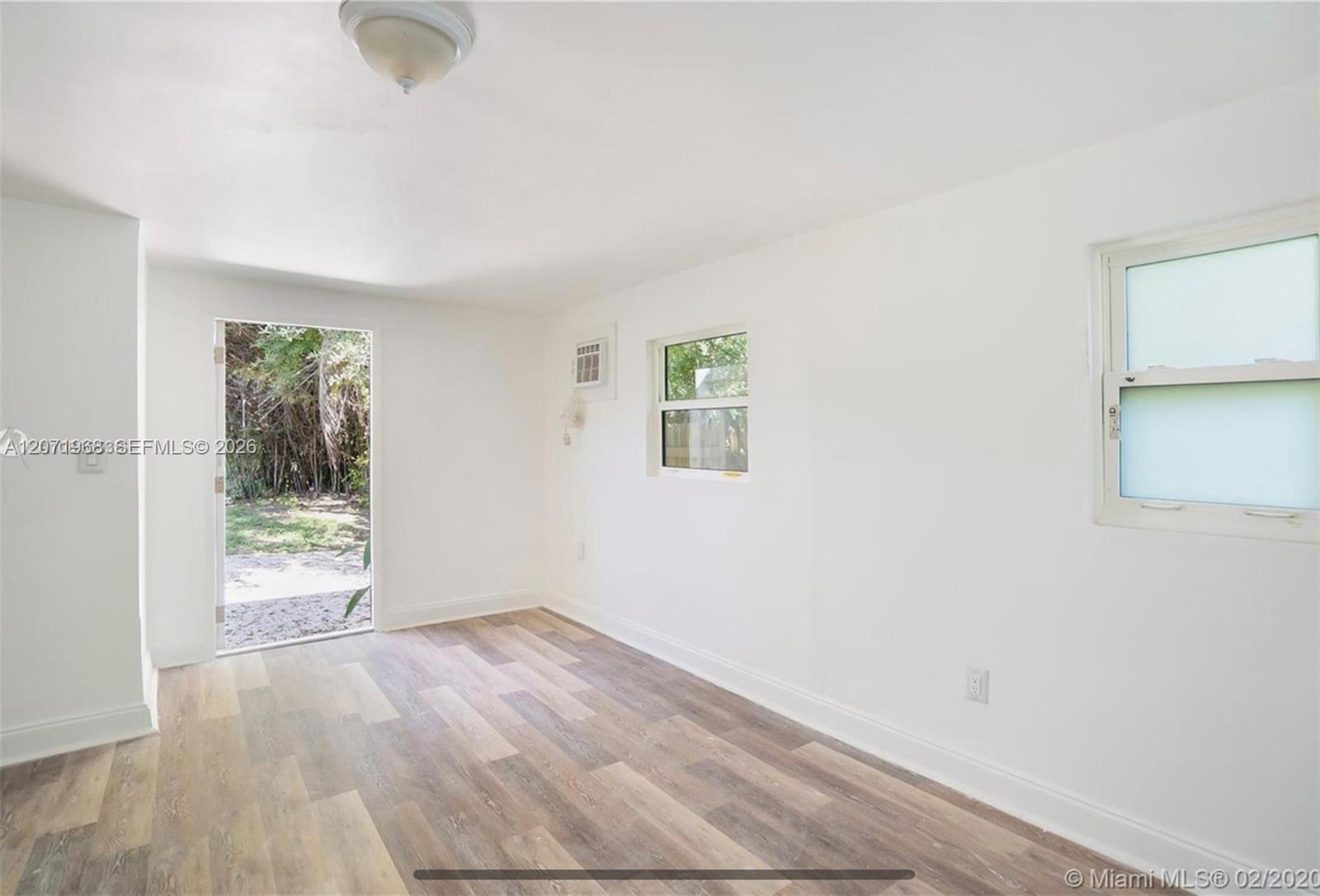 1301 NE 147th St # 1301, Miami FL 33161 photo 4