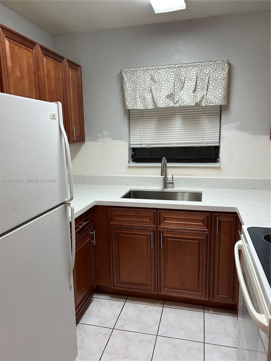 1925 Madison St # 14, Hollywood FL 33020 photo 5