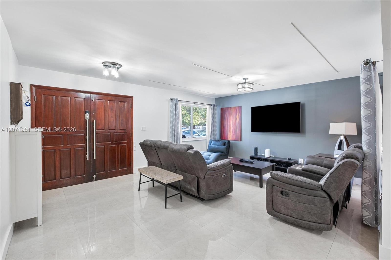 2430 SW 22nd Ter, Miami FL 33145 photo 4