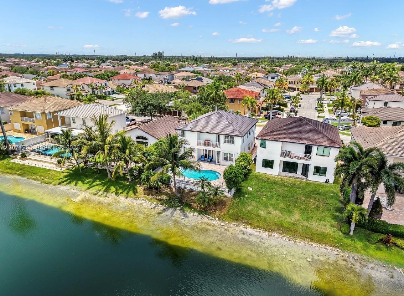 1421 SW 153rd Path, Miami FL 33194 photo 4