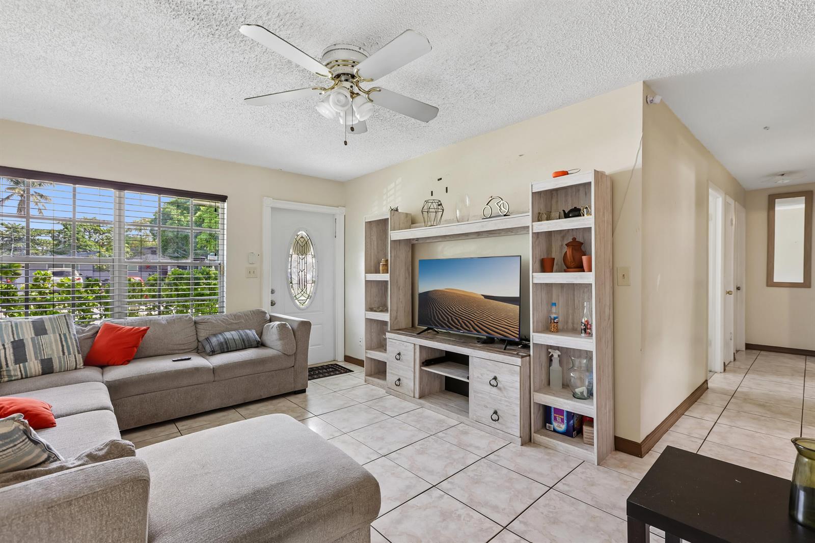 6444 SW 20TH Court, Miramar FL 33023 photo 2