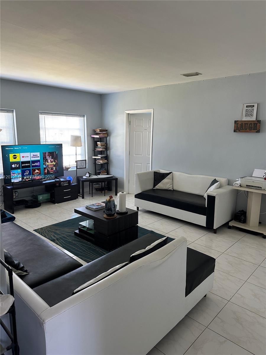 382 NW 82nd St # 382, Miami FL 33150 photo 3