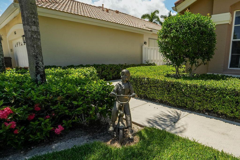 8213 QUAIL MEADOW Trace, West Palm Beach FL 33412 photo 2