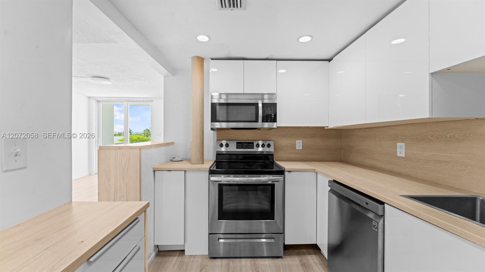 1145 Normandy Dr # 505, Miami Beach FL 33141 photo 3