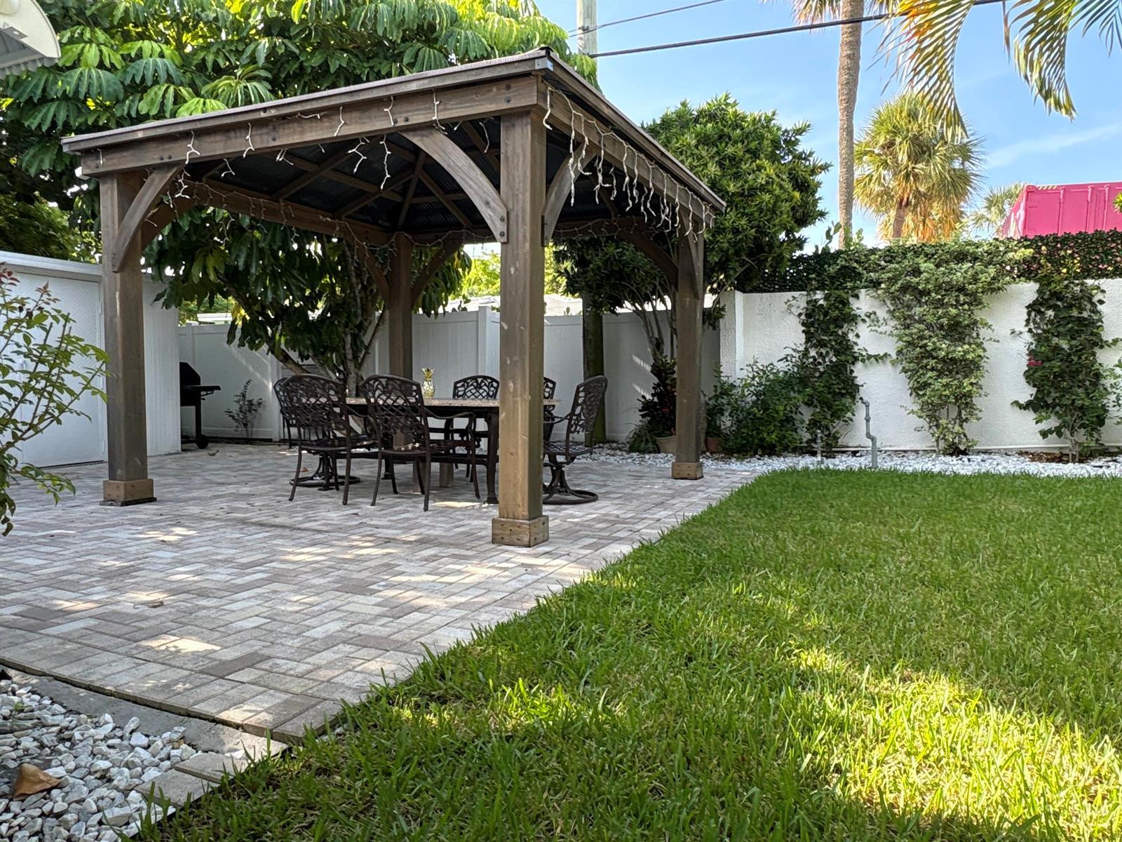 368 Plymouth Road, West Palm Beach FL 33405 photo 2