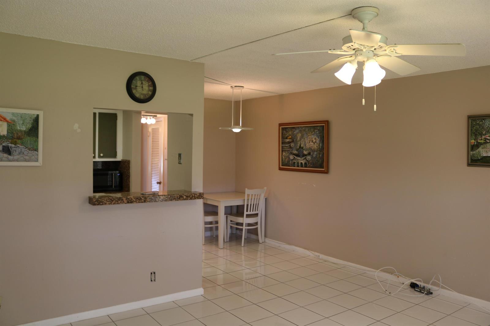 554 Mansfield N, Boca Raton FL 33434 photo 5