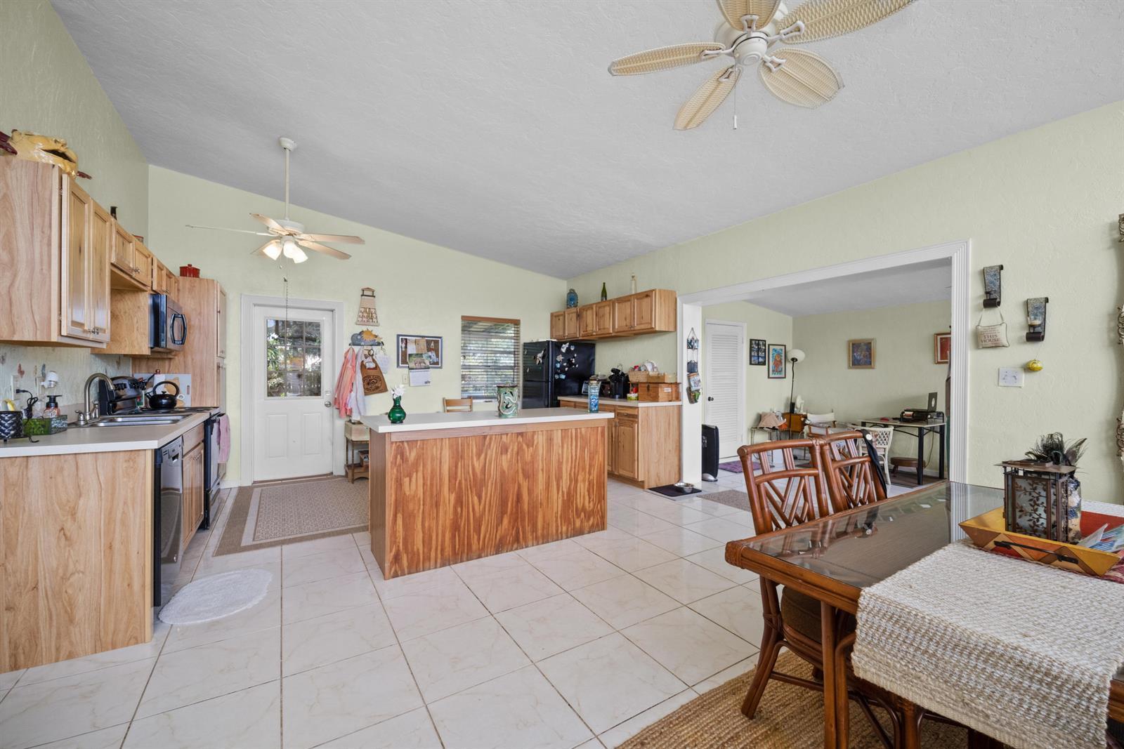 642 W OCEAN, Boynton Beach FL 33426 photo 3