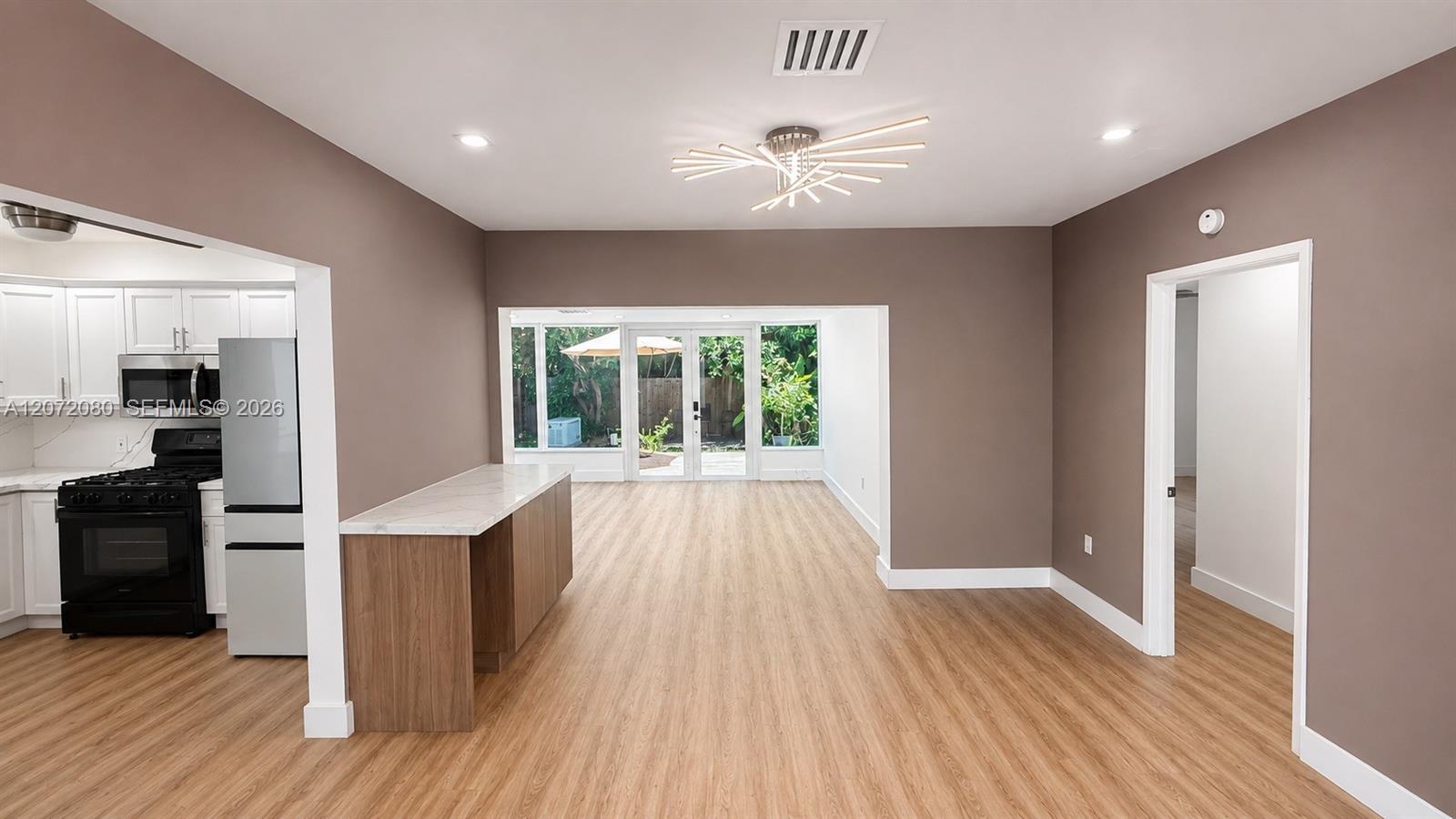 8819 Dickens Ave, Surfside FL 33154 photo 5