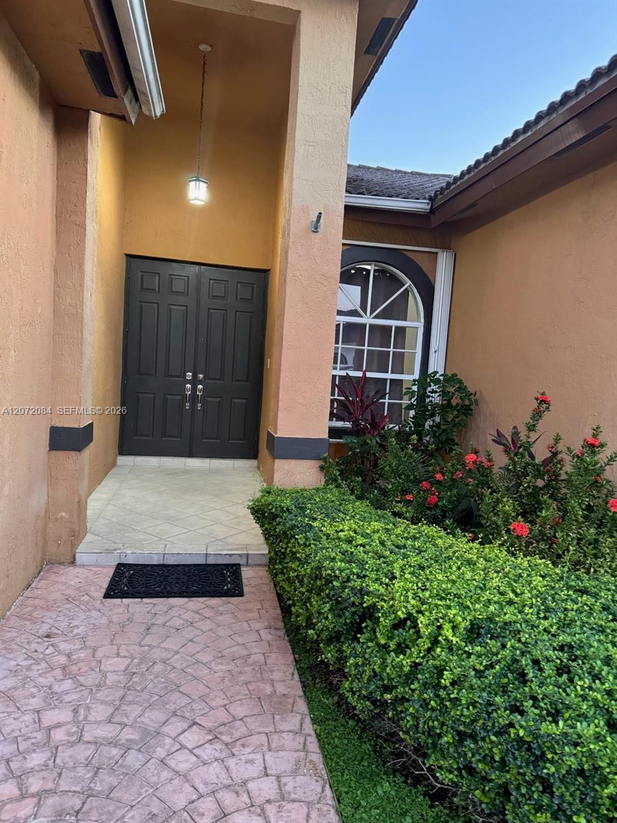 15234 SW 140th St, Miami FL 33196 photo 2