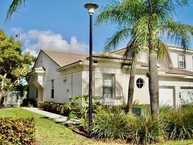 3133 ENCLAVE Way, Lauderhill FL 33319 photo 2