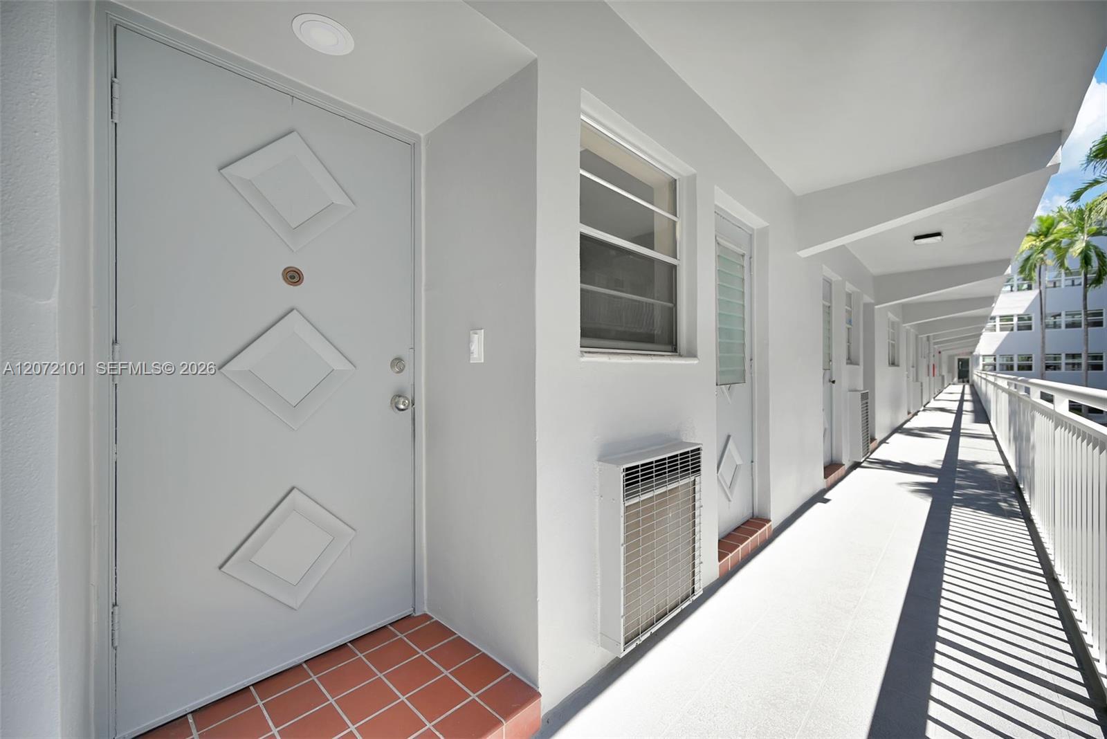 215 SE 3rd Ave # 206B, Hallandale Beach FL 33009 photo 2