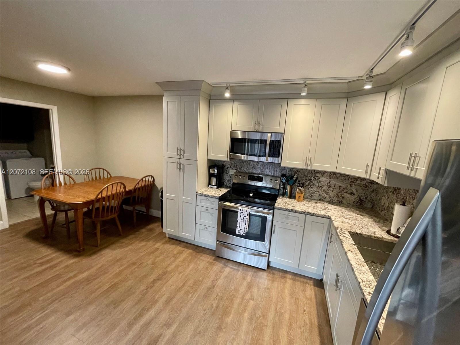 1132 11th Ter # 1132, Palm Beach Gardens FL 33418 photo 4