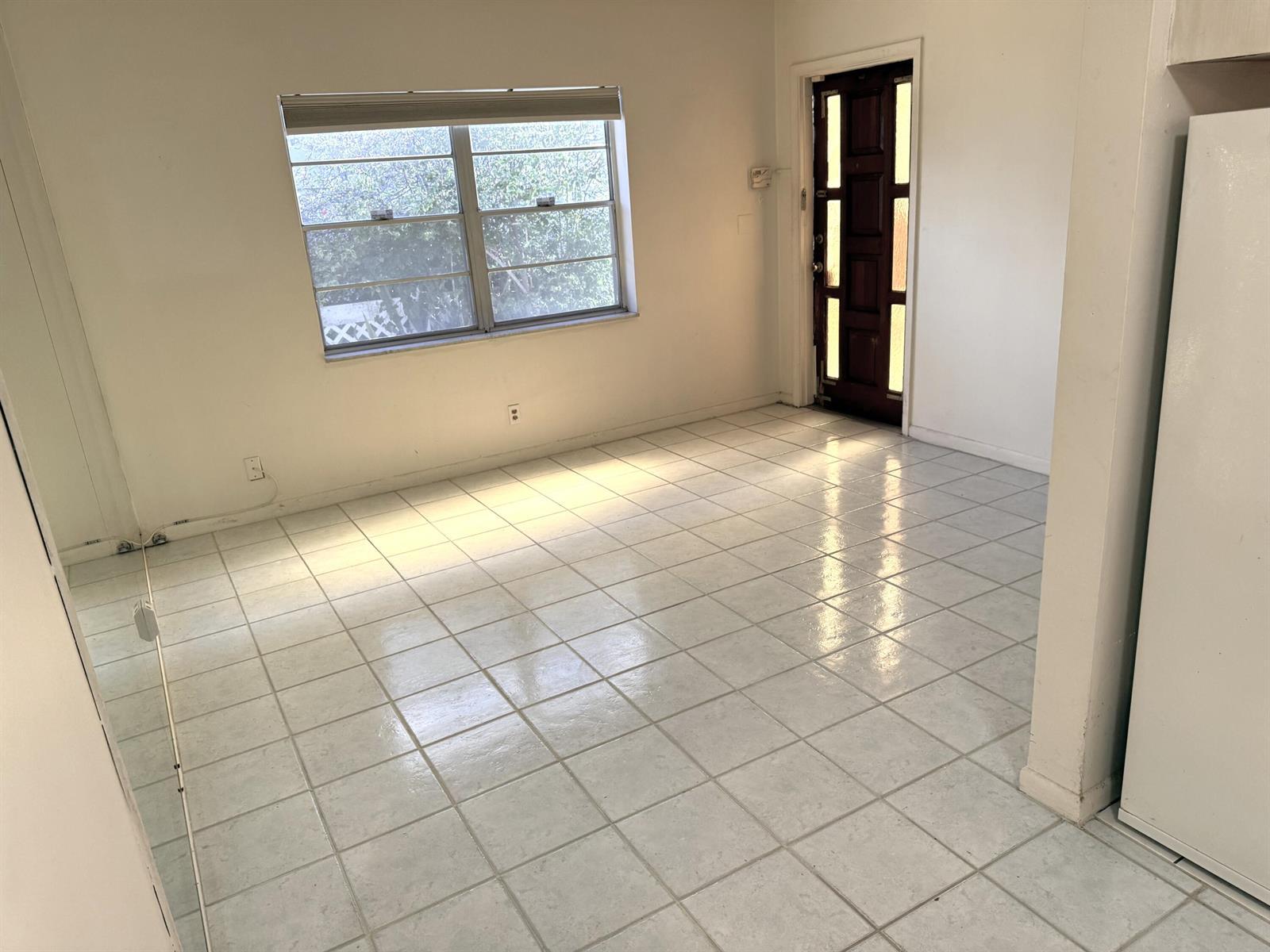 4649 Bougainvilla Drive, Lauderdale By The Sea FL 33308 photo 2