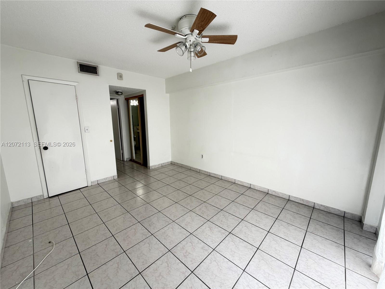 250 181st Dr # 111, Sunny Isles Beach FL 33160 photo 4