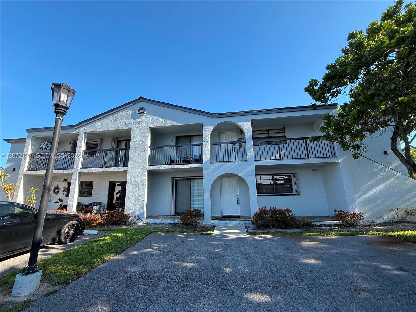 18200 Mediterranean Blvd # 2201, Hialeah FL 33015