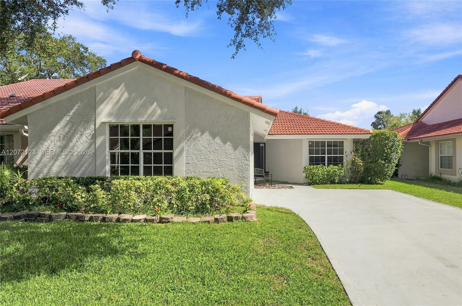10425 NW 9th Mnr, Coral Springs FL 33071 photo 3