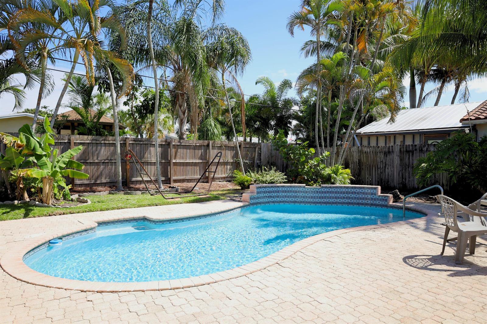1259 SW 7th Street, Boca Raton FL 33486 photo 2