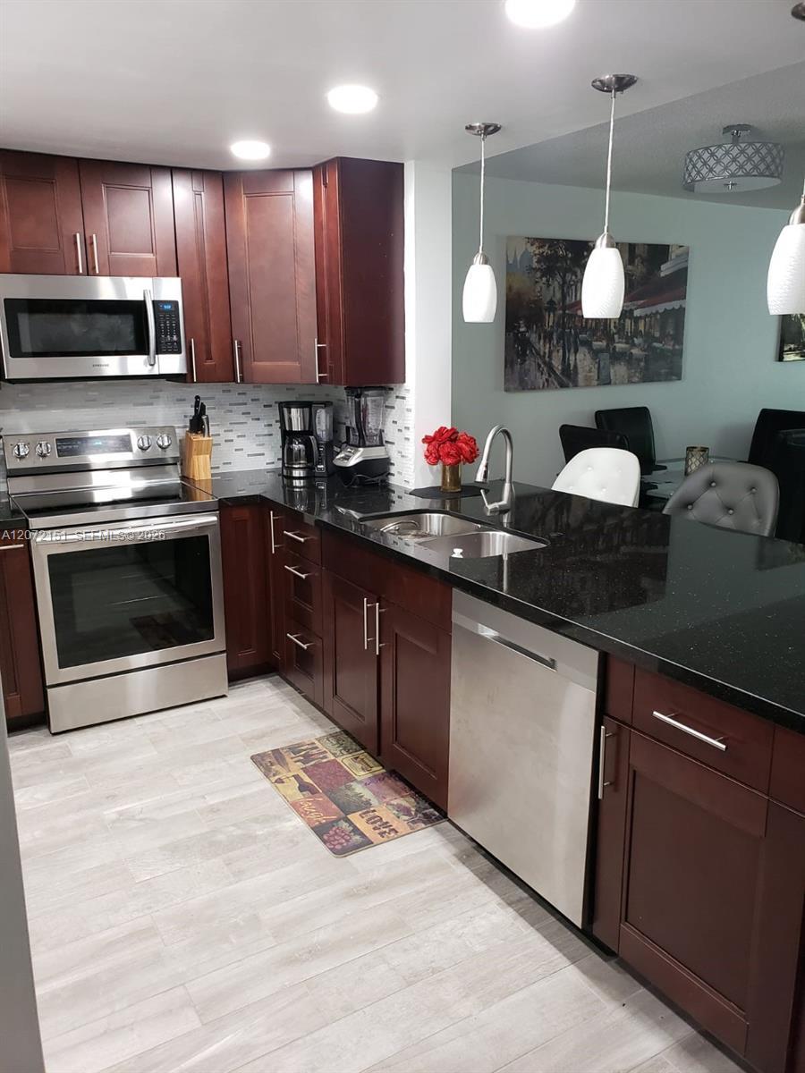 900 NE 12th Ave # 302, Hallandale Beach FL 33009 photo 2