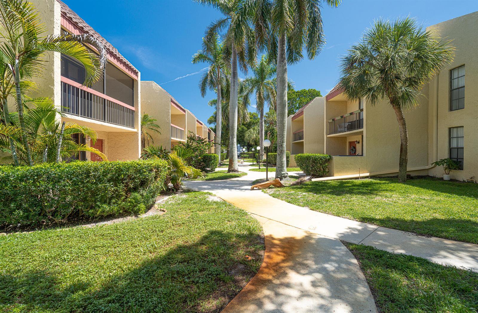 769 SE 1st Way, Deerfield Beach FL 33441