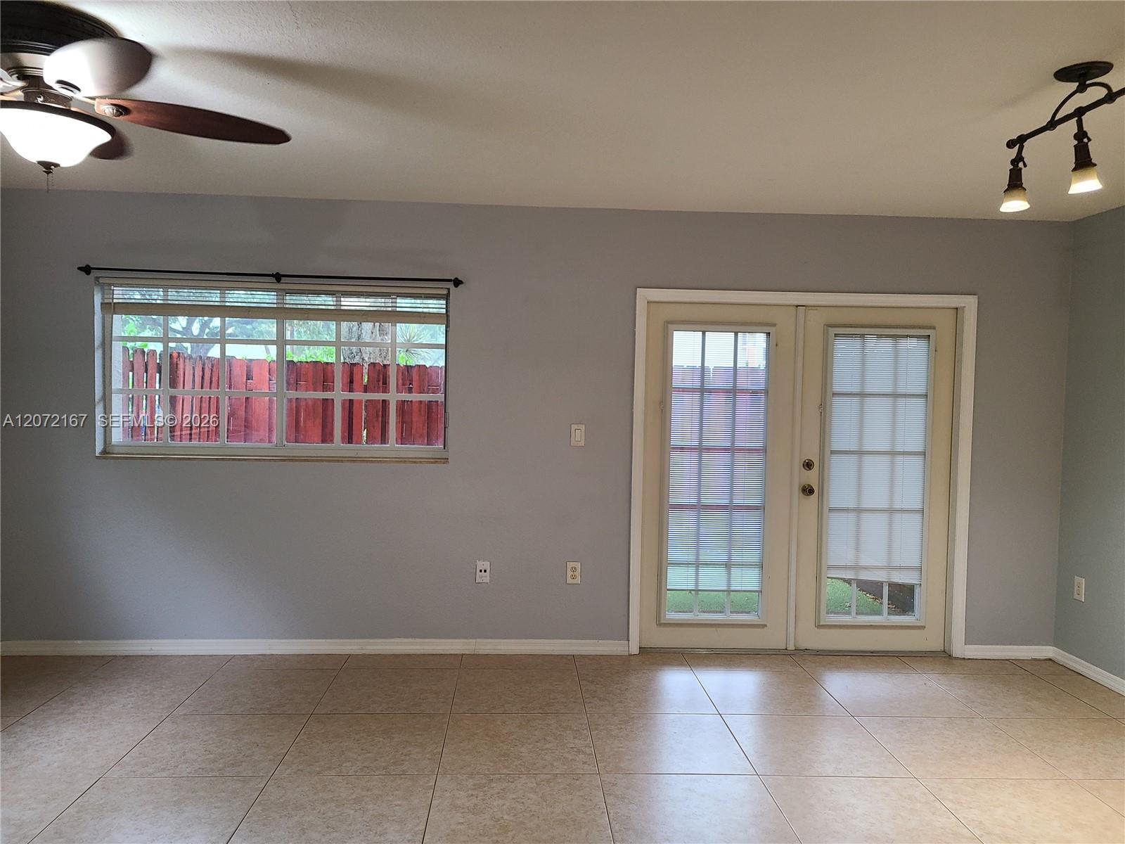 3071 Riverside Dr # 11, Coral Springs FL 33065 photo 4