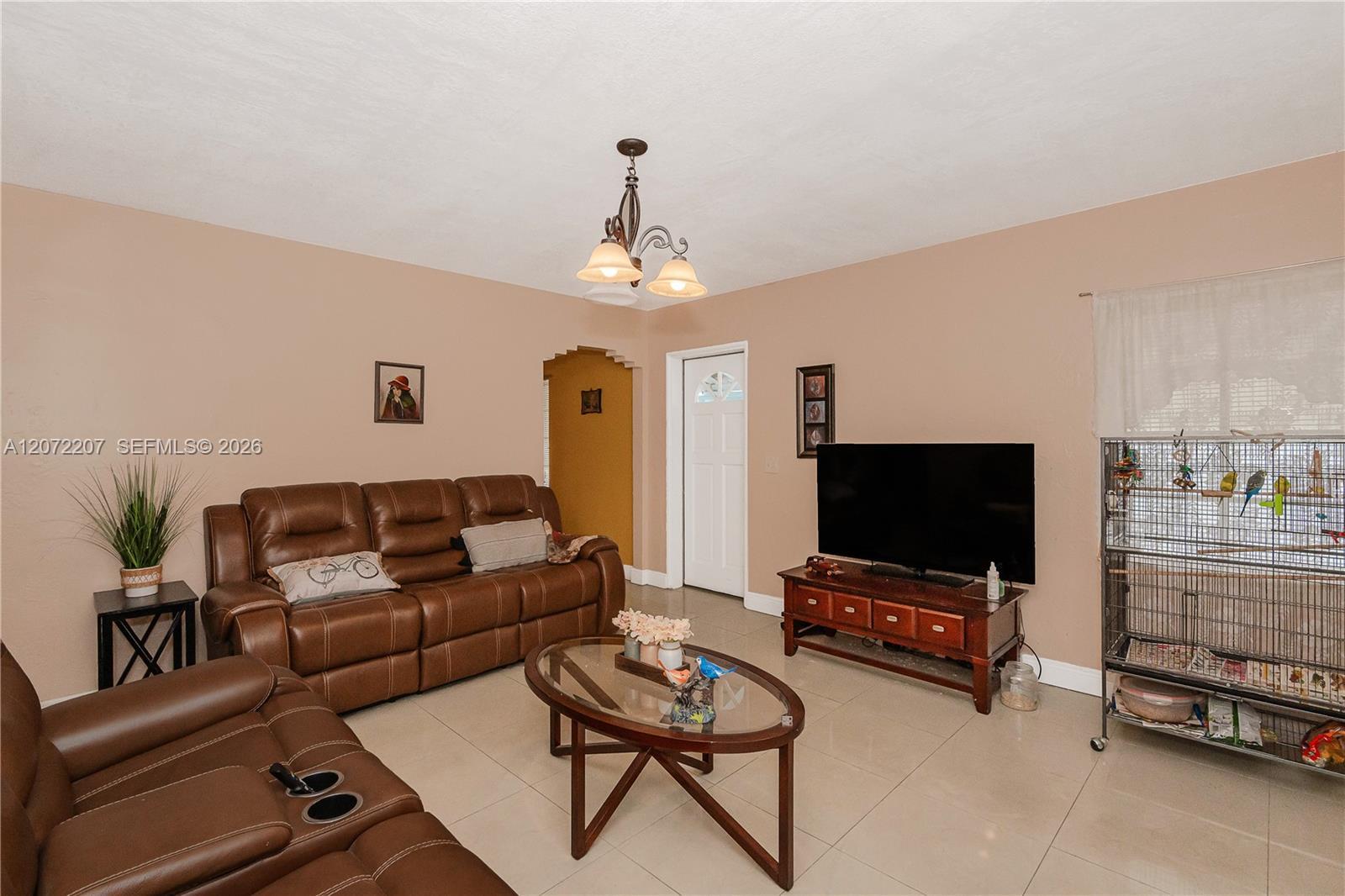334 E 11th St, Hialeah FL 33010 photo 4