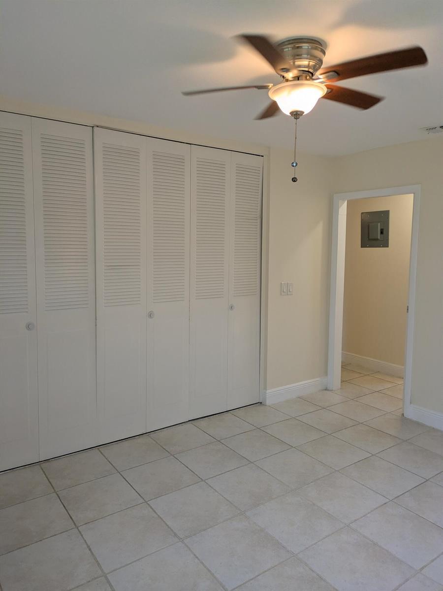 2771 Ashley Drive E # J, West Palm Beach FL 33415 photo 5