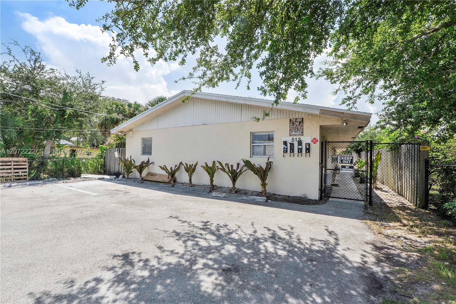 513 NW 22nd Ave # 2, Fort Lauderdale FL 33311 photo 2