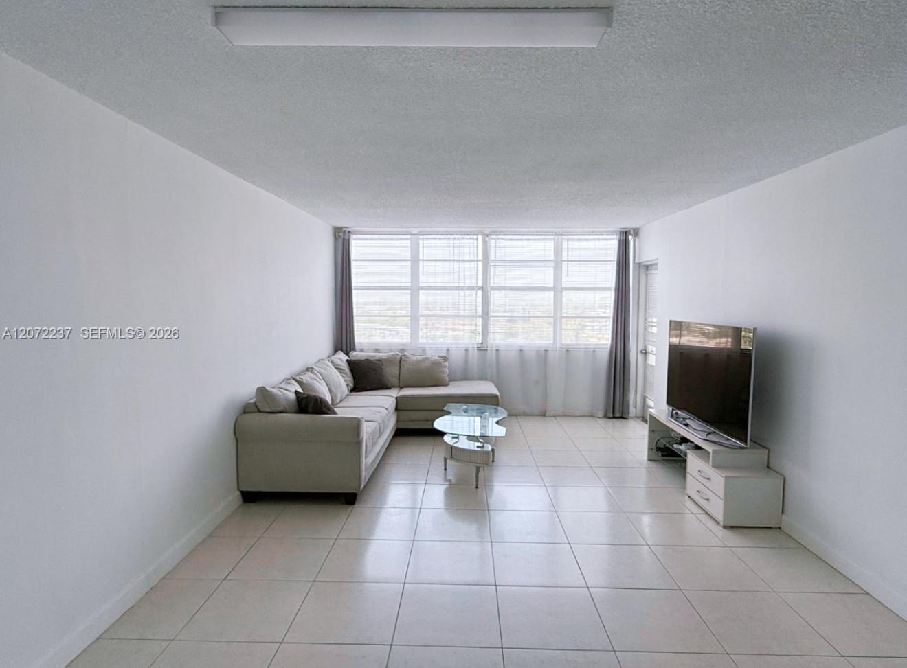 1301 NE Miami Gardens Dr # 1404W, Miami FL 33179 photo 5