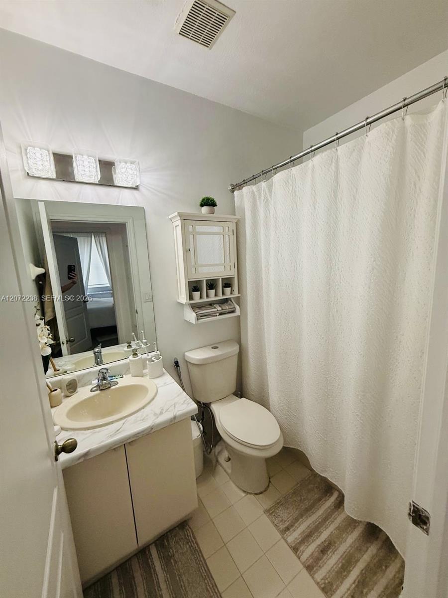 XXXXX SW 8 ST # 12, Miami FL 33194 photo 4