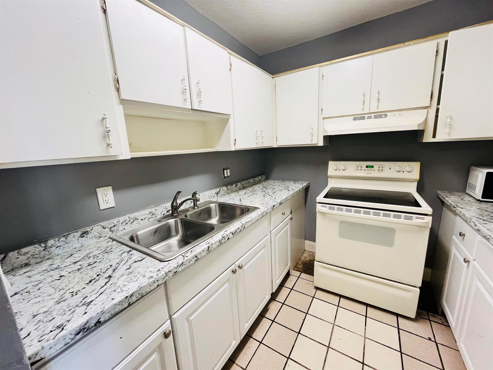635 SW 20th Court N # 9B, Delray Beach FL 33445 photo 3