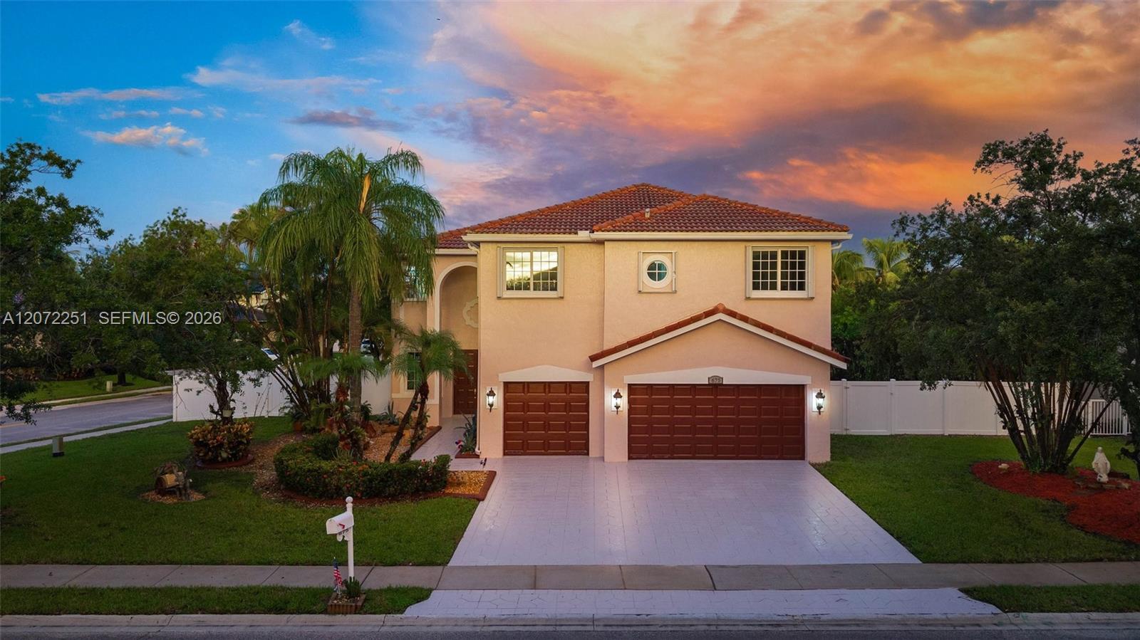 675 SW 159th Ln, Pembroke Pines FL 33027 photo 2