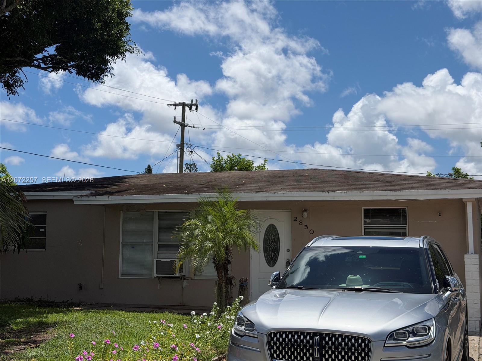 2850 NW 24th Ct, Fort Lauderdale FL 33311