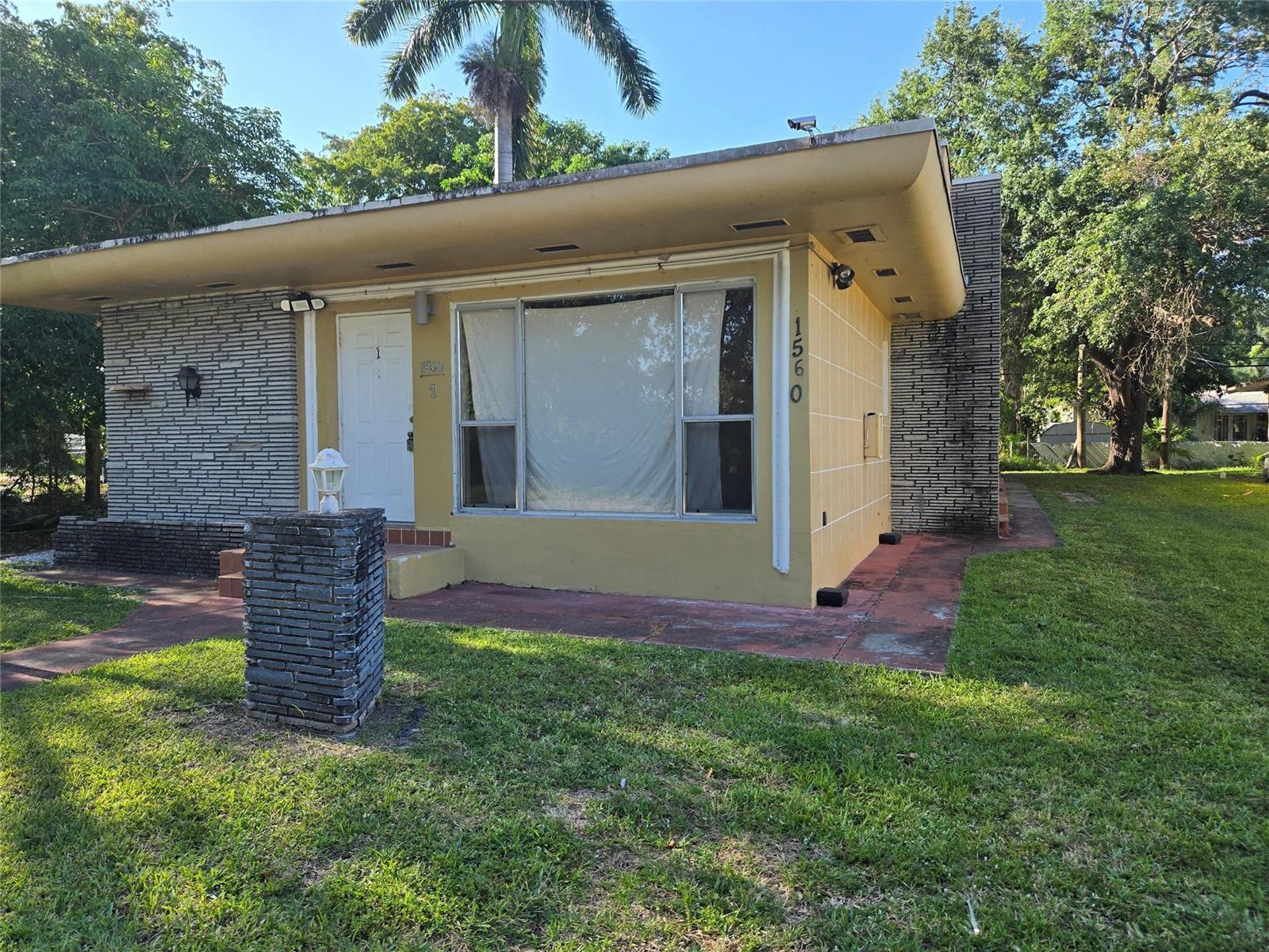 1560 NE 111TH Street # 2, Miami FL 33161 photo 2
