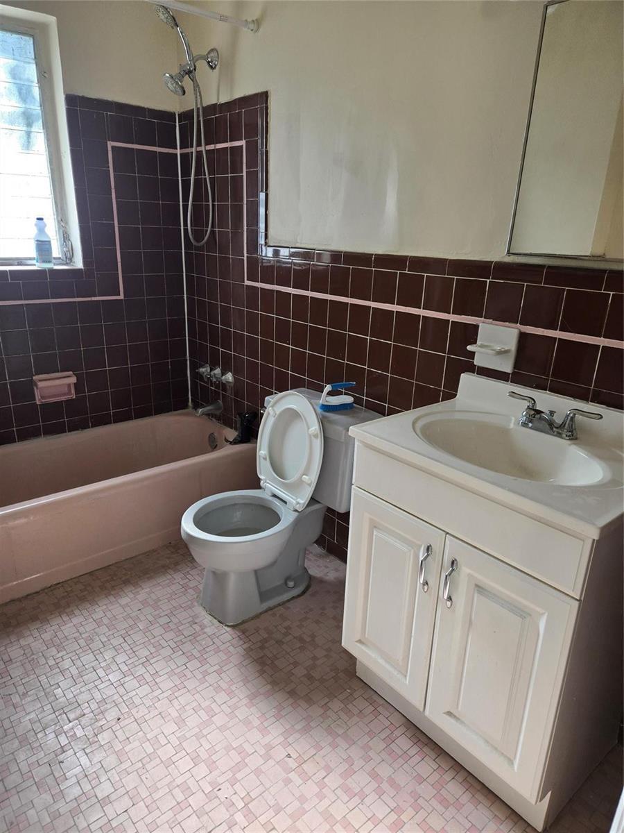 1560 NE 111TH Street # 2, Miami FL 33161 photo 5