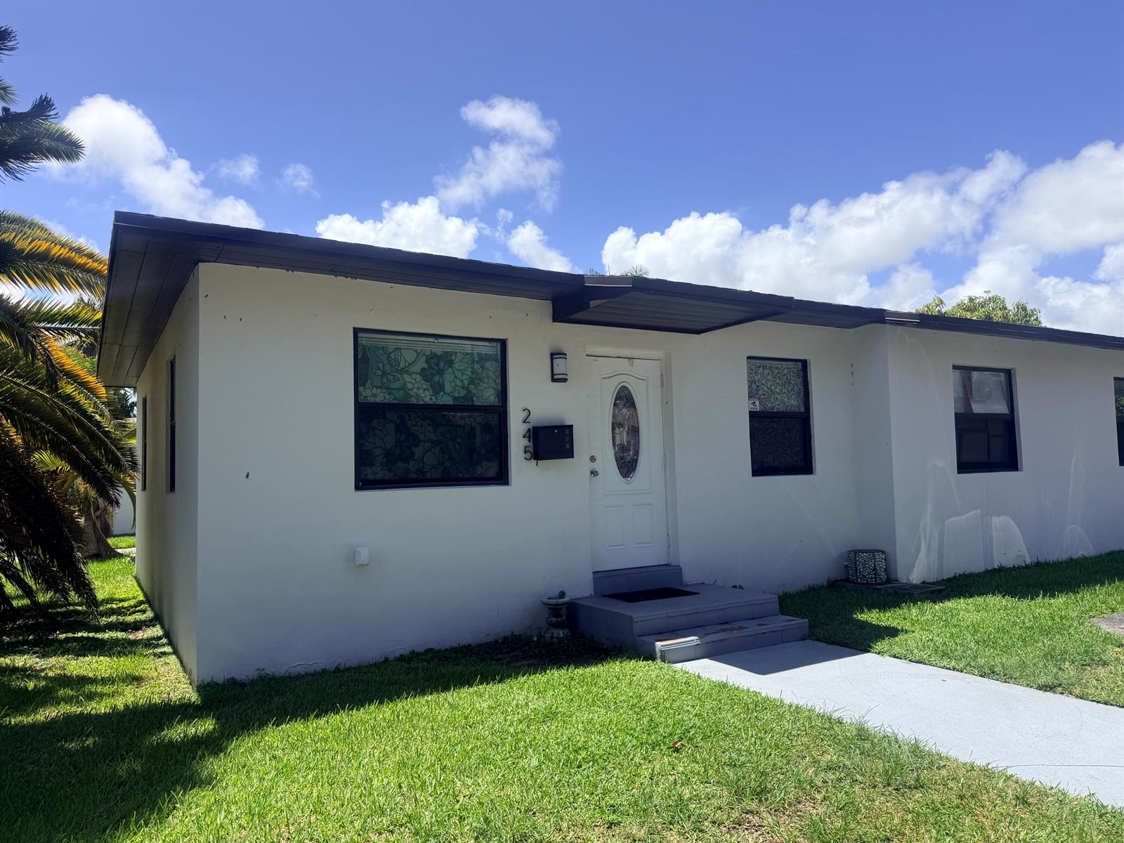 245 NE 1ST Terrace # 245, Dania Beach FL 33004