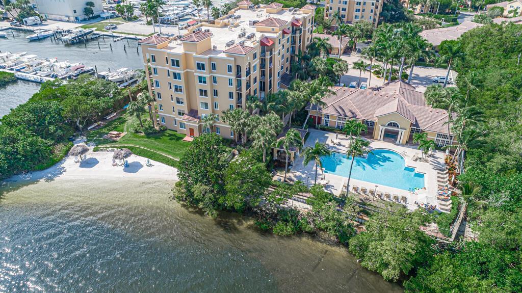 900 Scotia Drive # 206, Hypoluxo FL 33462