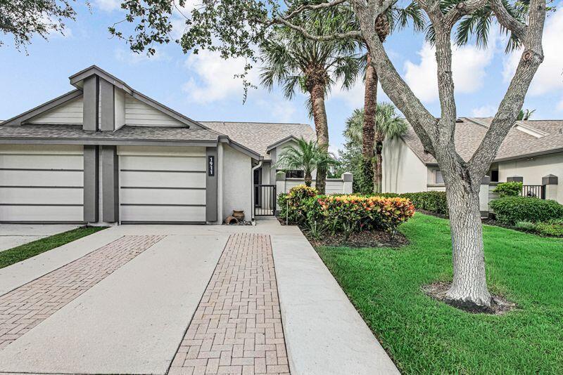 1911 LANDINGS Boulevard, FL 33413