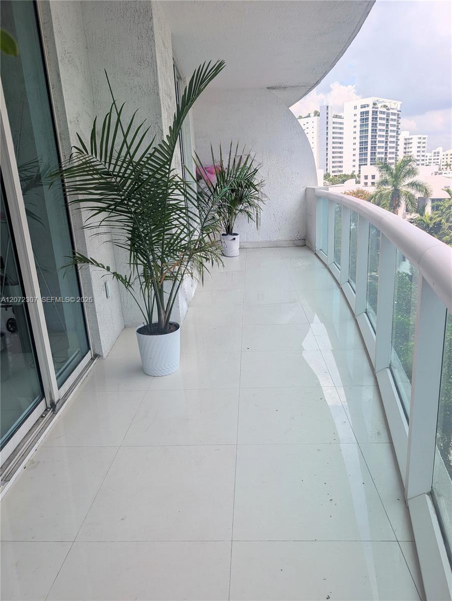 7900 Harbor Island Dr # 505, North Bay Village FL 33141 photo 3