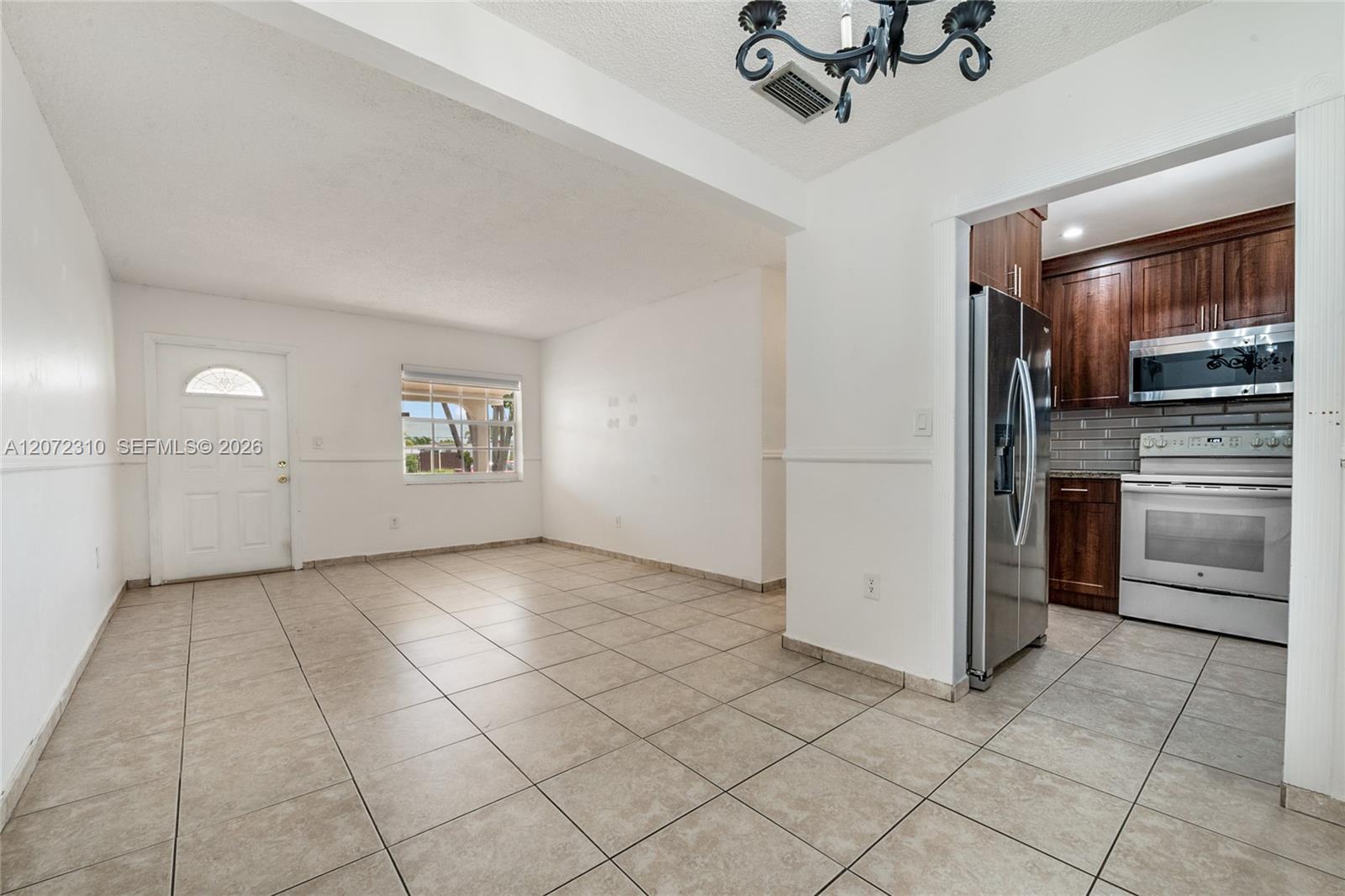 10240 SW 35th St, Miami FL 33165 photo 4
