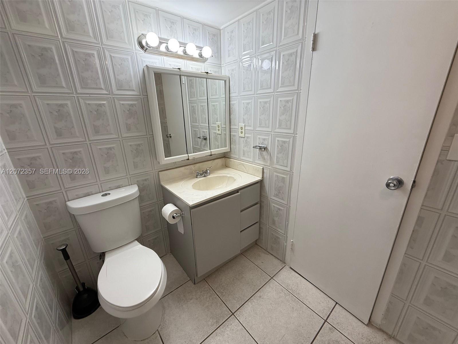 17011 N Bay Rd # 1007, Sunny Isles Beach FL 33160 photo 5