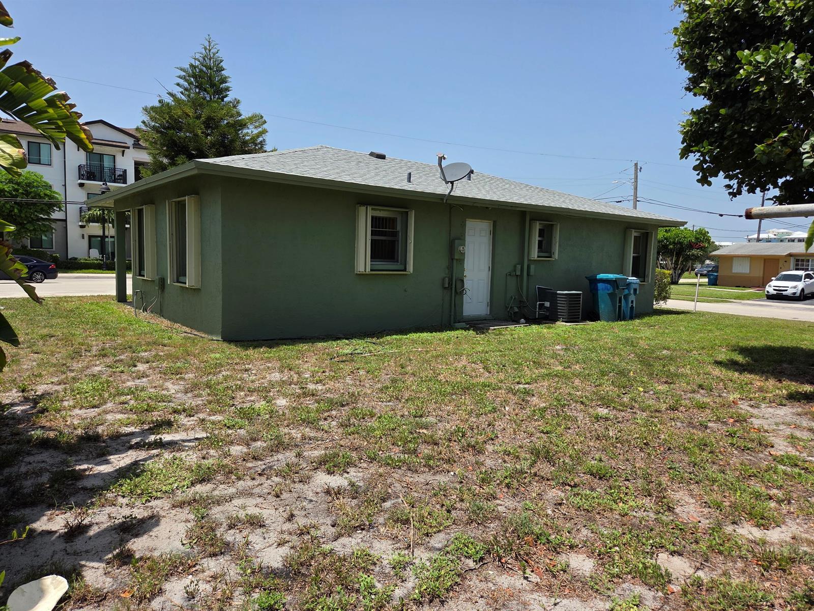 734 NE 1ST Street, Boynton Beach FL 33435 photo 5