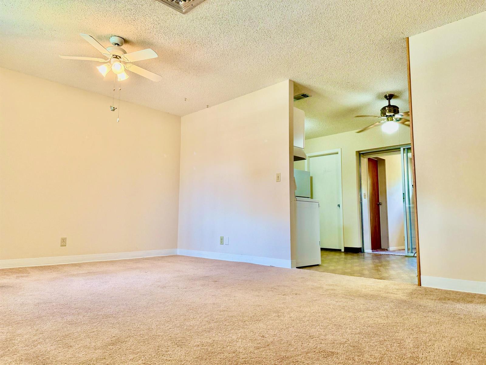 4783 Gladiator Circle, FL 33463 photo 3