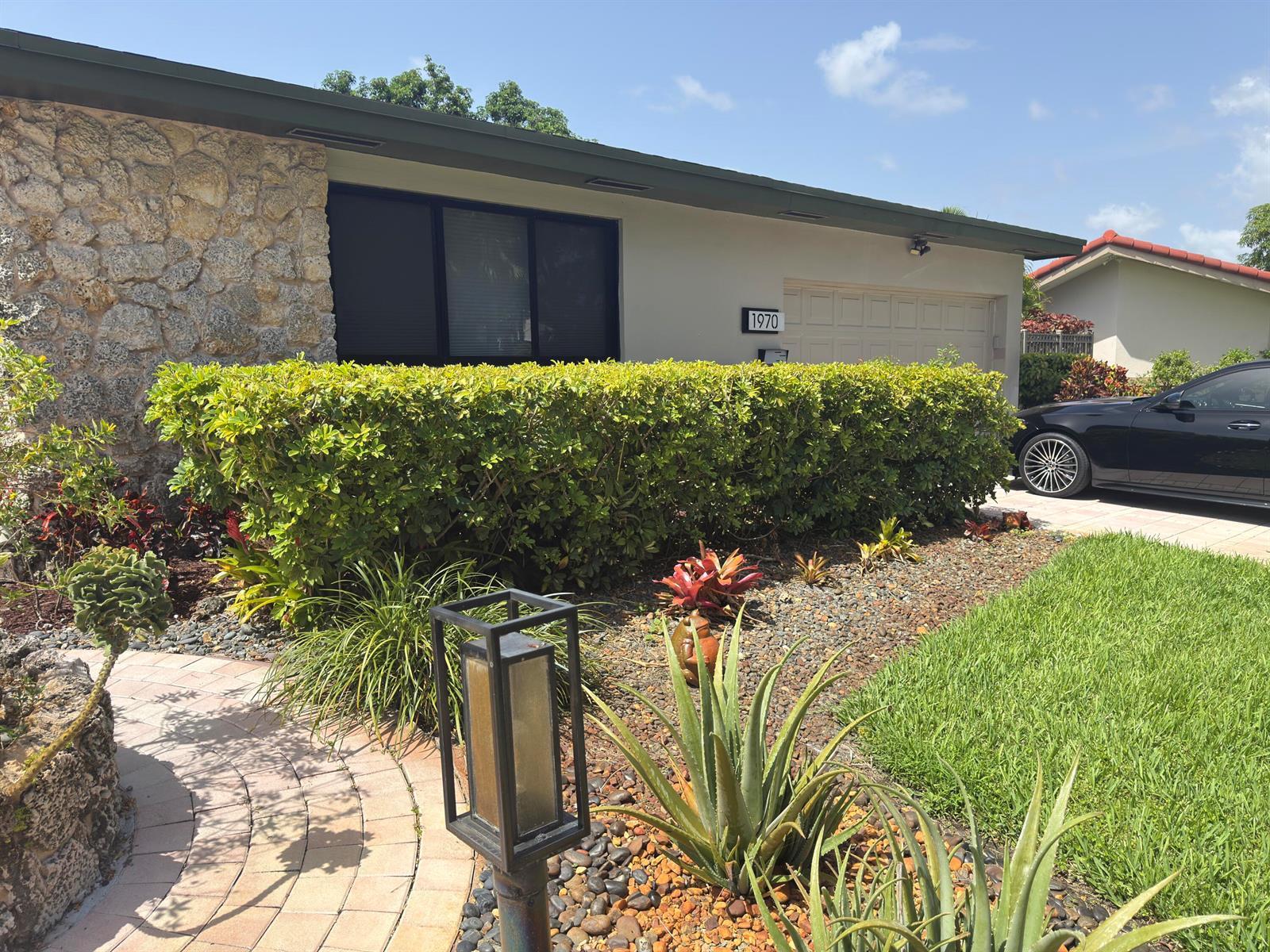 1970 NE 198TH Terrace, Miami FL 33179 photo 4