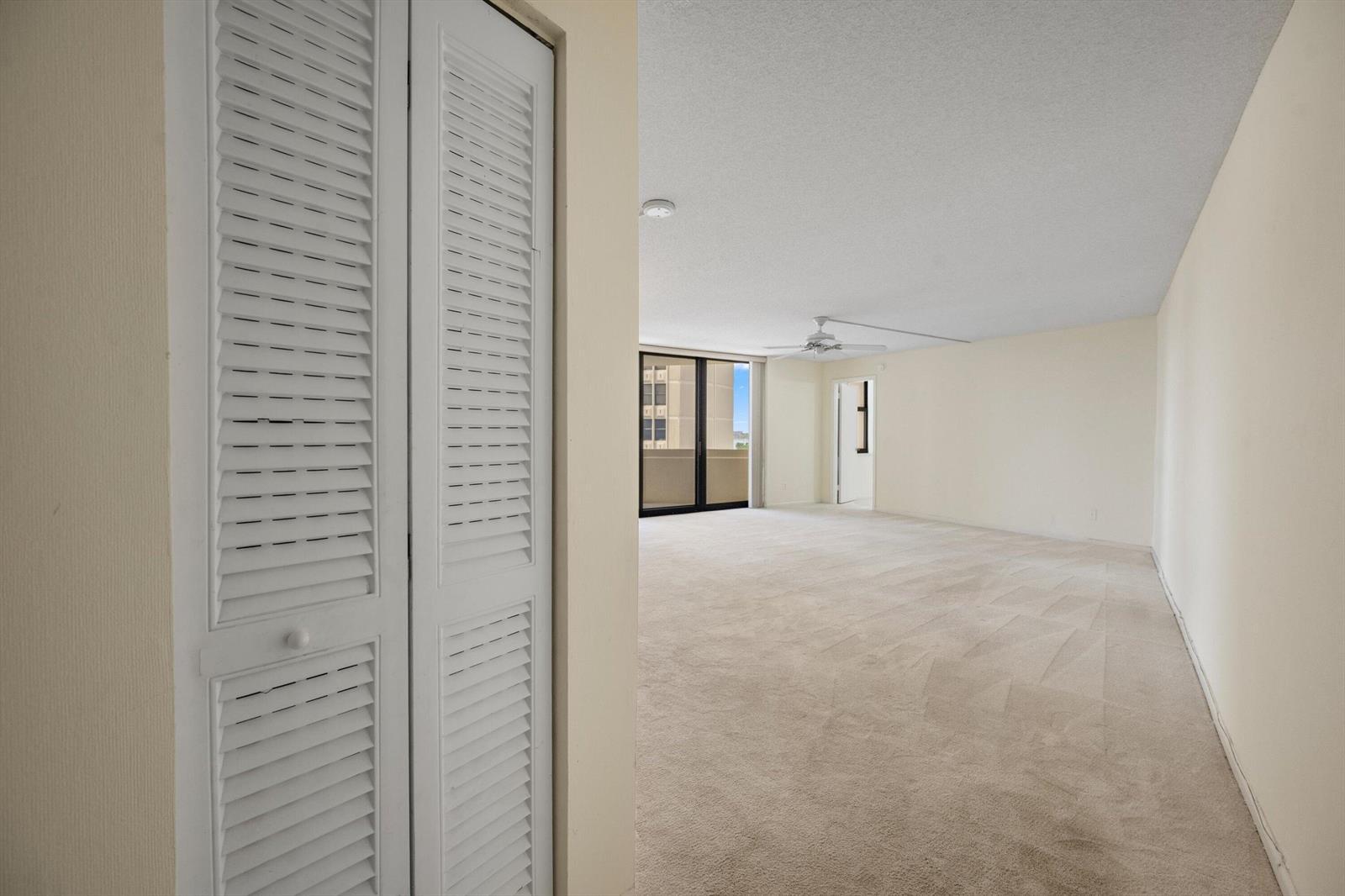 2800 N Ocean Drive # 8B, Riviera Beach FL 33404