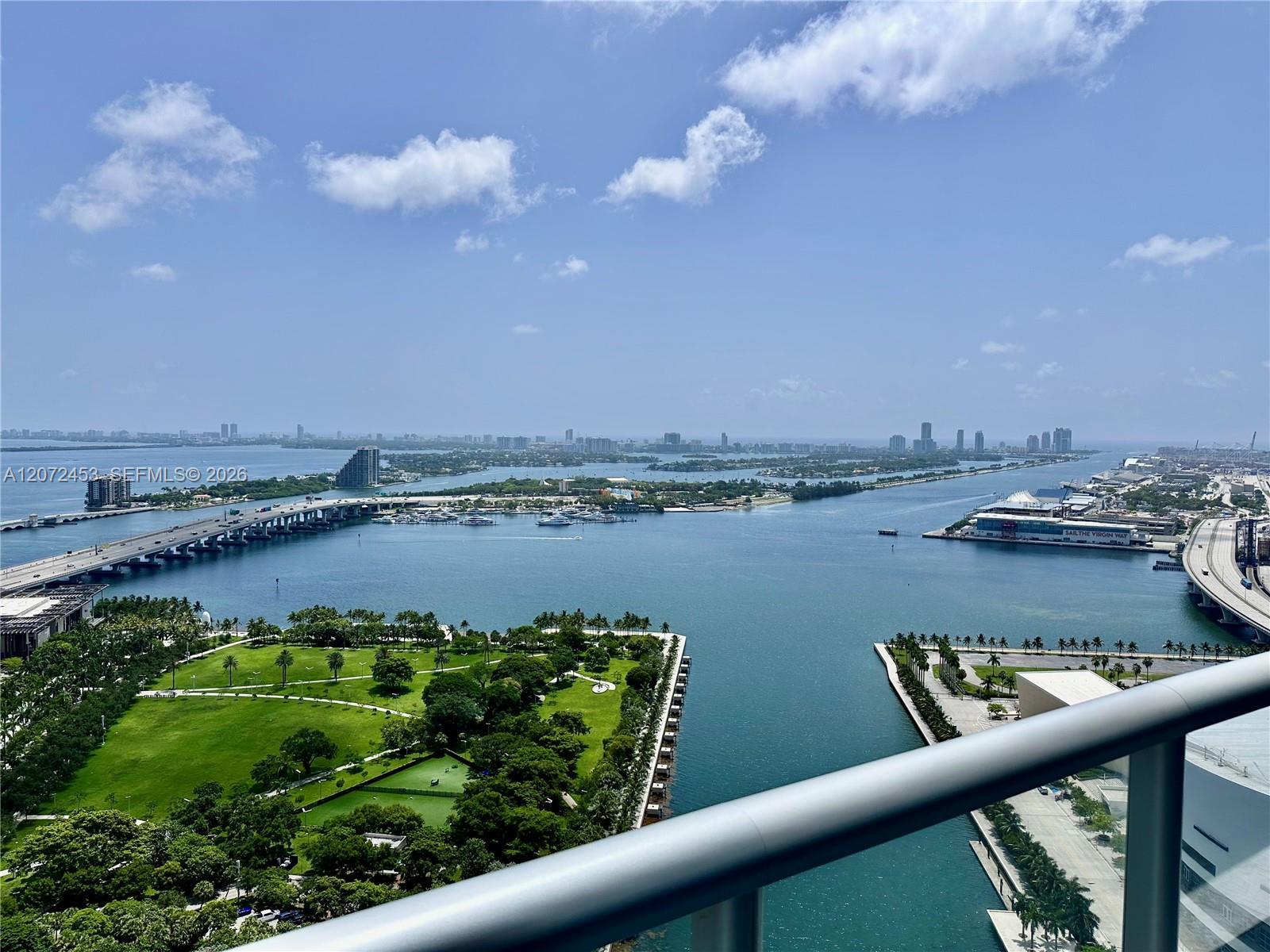888 Biscayne Blvd # 3611, Miami FL 33132