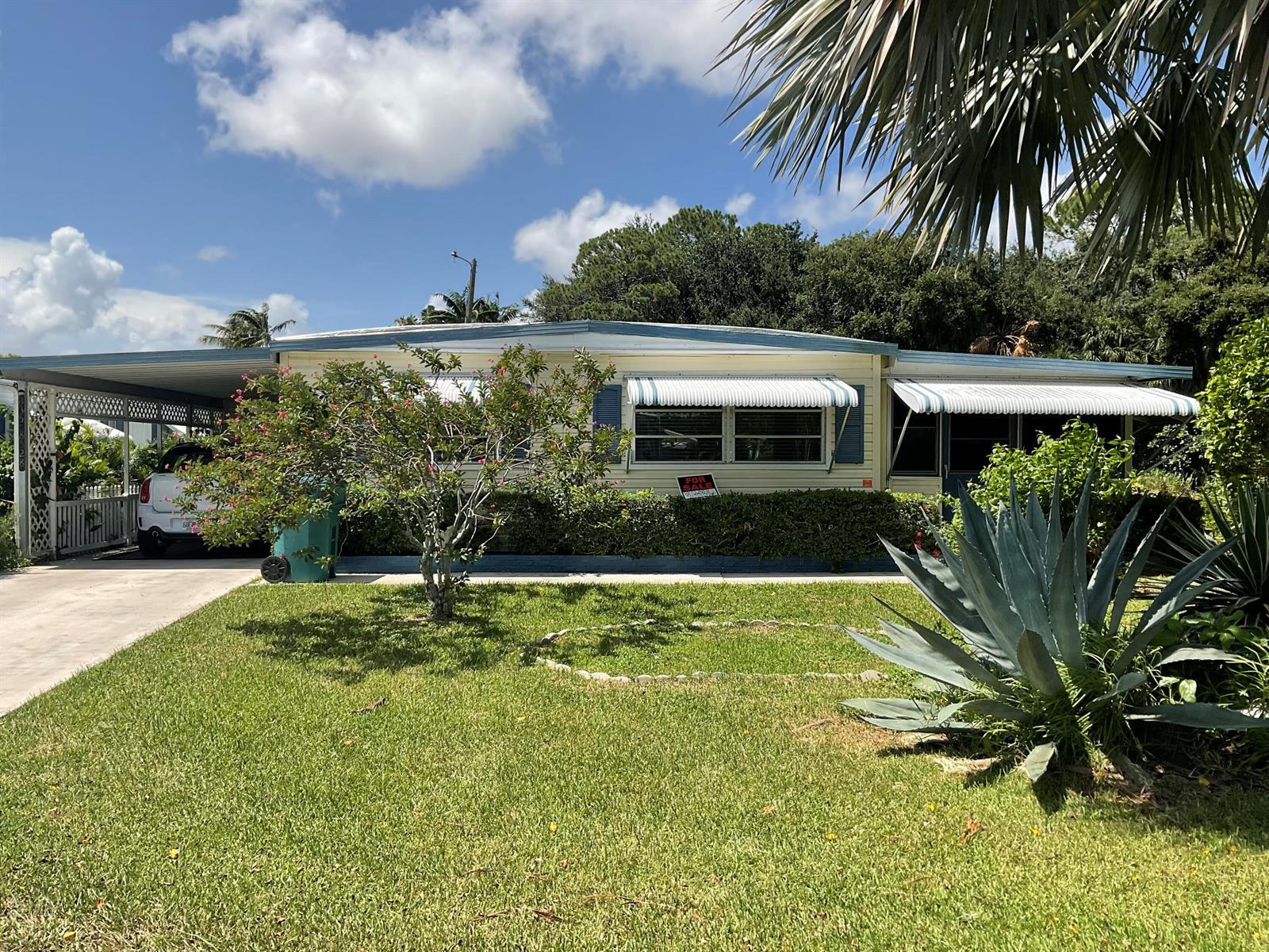 8528 Duchess Court E, Boynton Beach FL 33436