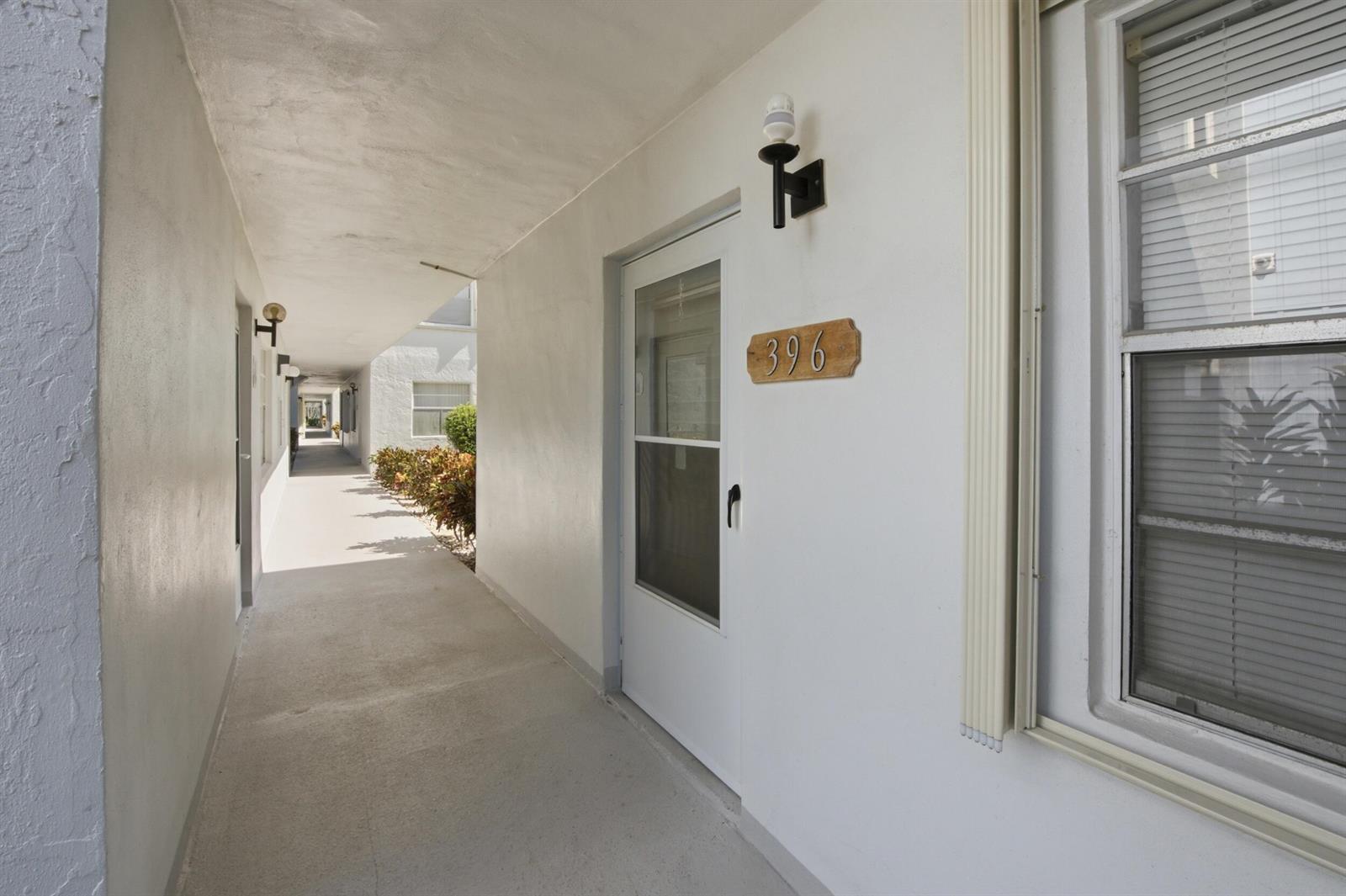396 Saxony I, Delray Beach FL 33446 photo 5