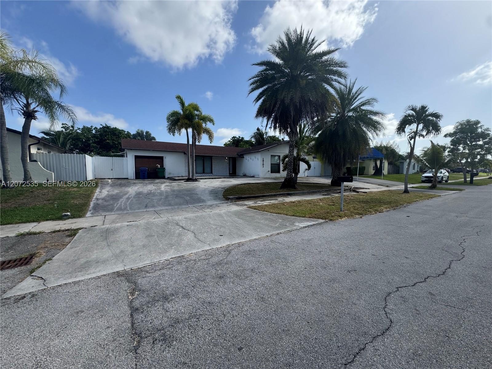 13101 SW 259th St, Homestead FL 33032