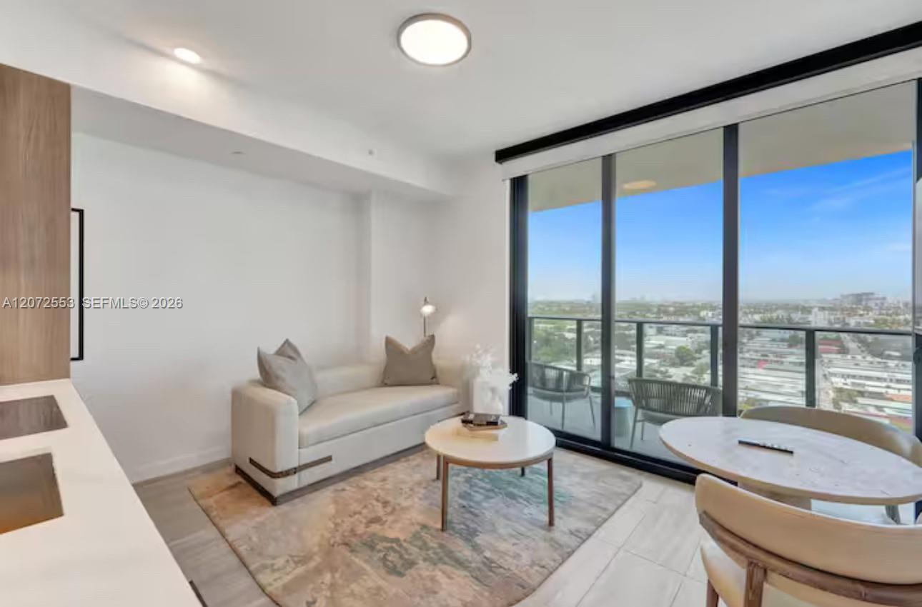580 72nd # 1713, Miami Beach FL 33141 photo 2